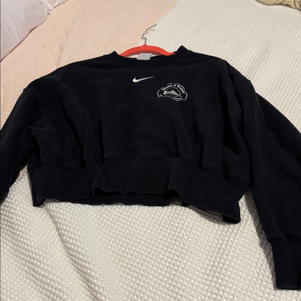 Nike Black Cropped Hoodie
